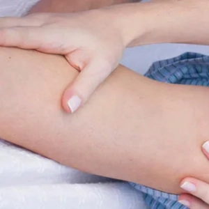 Otekle noge pri nosečnicah: vzroki, simptomi, zdravljenje in nasveti ginekologov